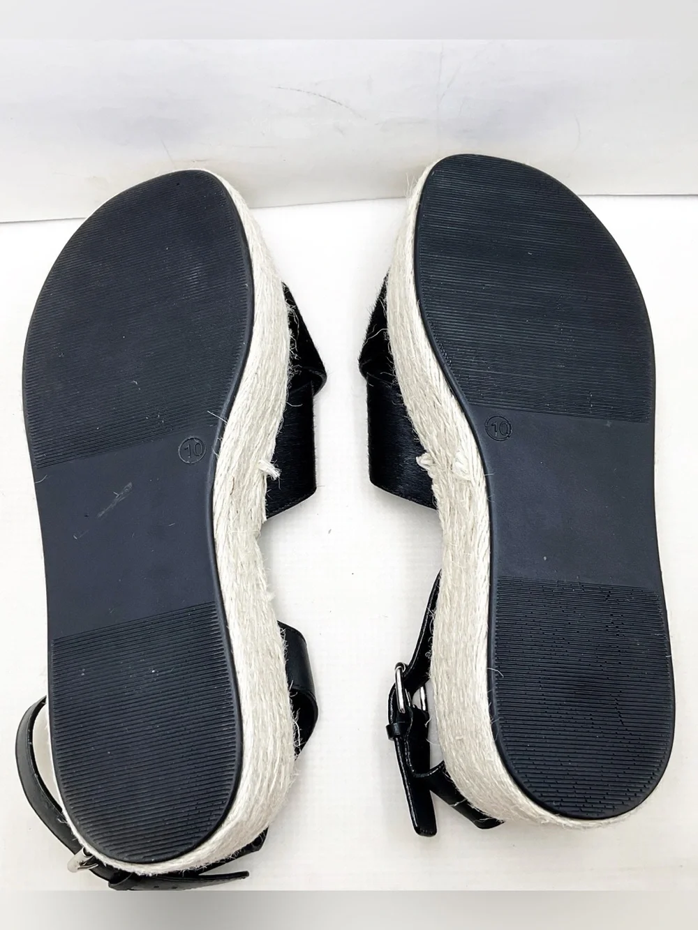 {Seychelles} Cadence Genuine Calf hair Sandals